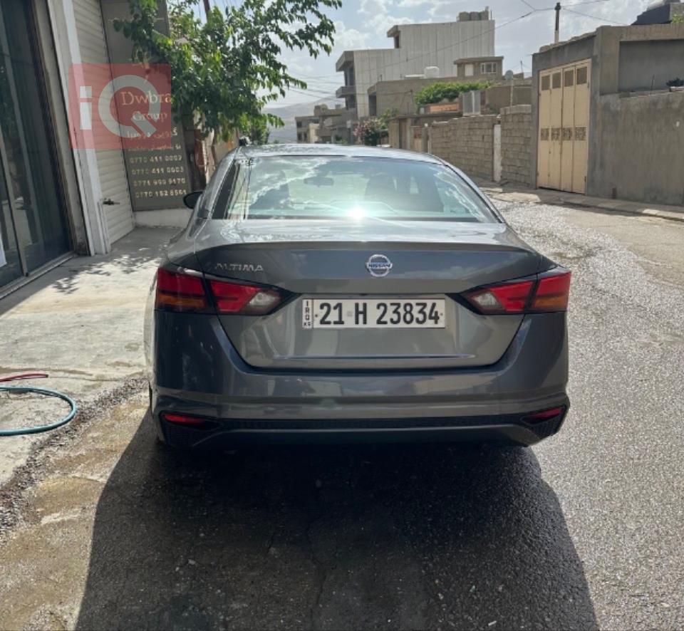 Nissan Altima